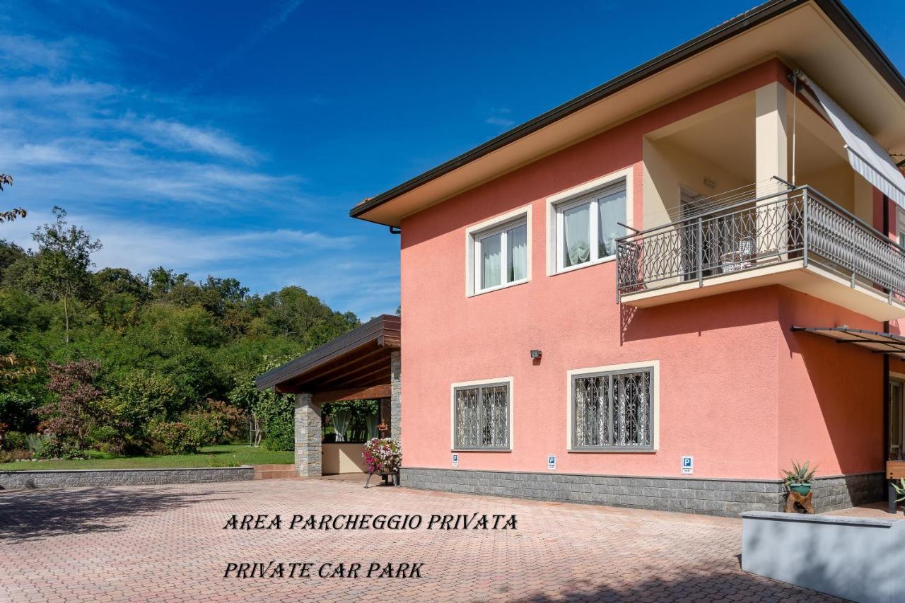 La Rosa Tra I Laghi B&B Мейна Екстериор снимка
